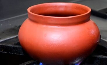should you use clay pot for cooking1